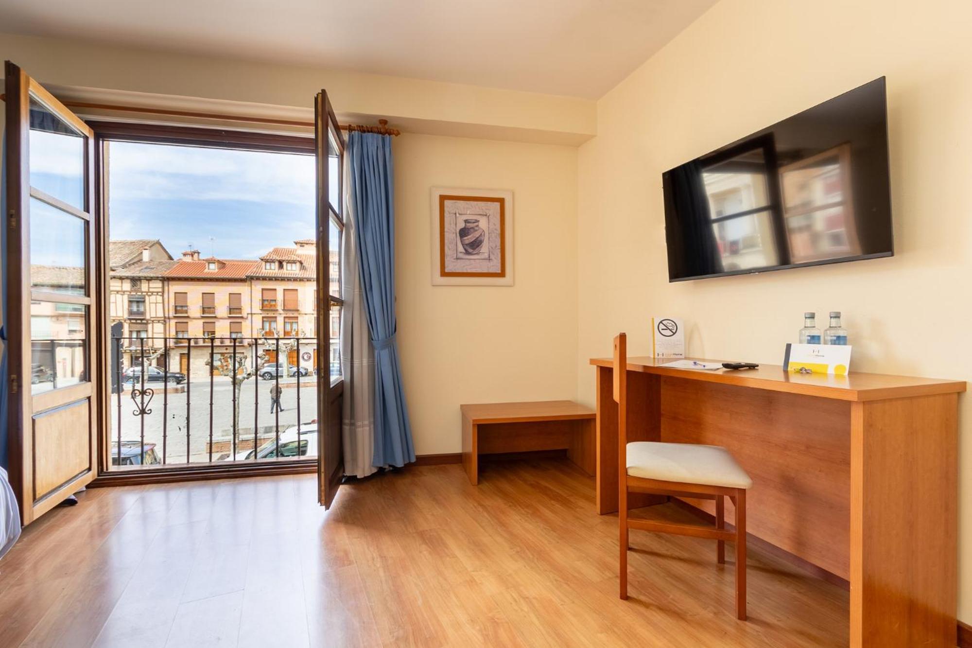 Insidehome Zaravencia Plaza Mayor Toro Exterior foto